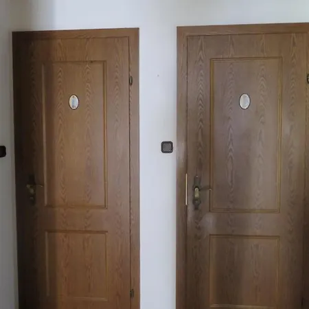 Gaestehaus Wasserburger ホームステイ